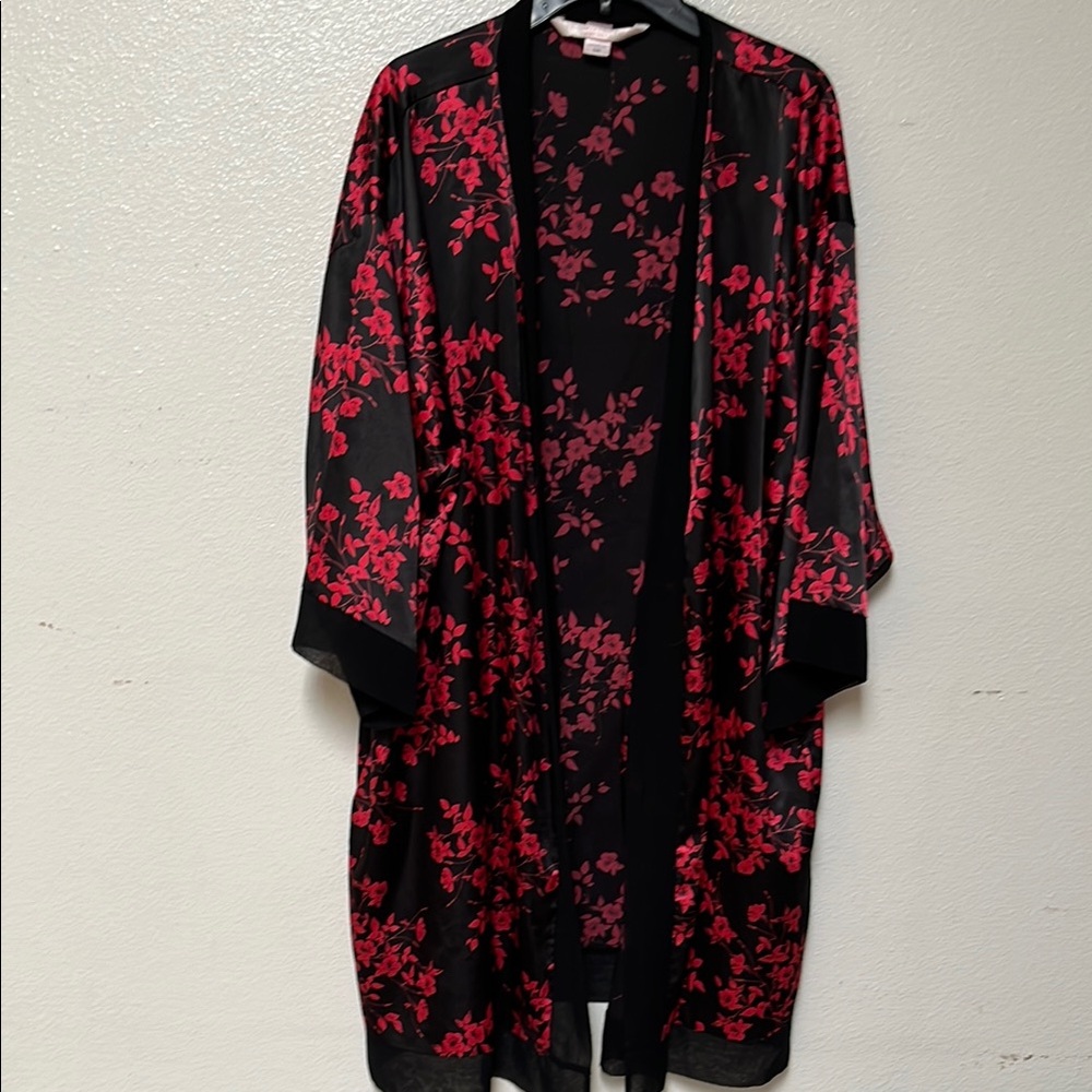Victoria's Secret Black and Red Chemise Elegant Silhouette